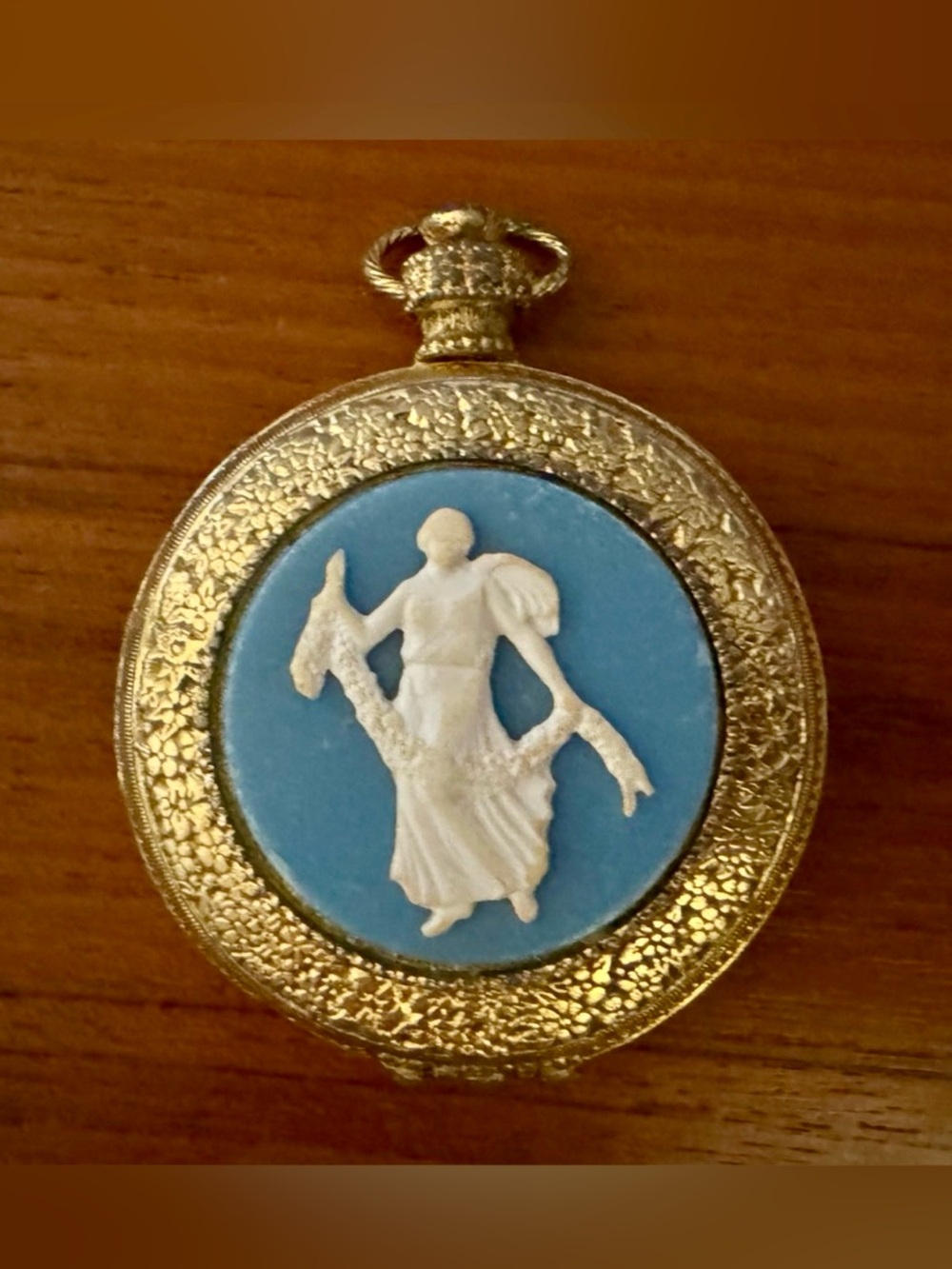 Vintage Max Factor Gold-Tone Blue Cameo Compact & Pendant (pocket watch-style)